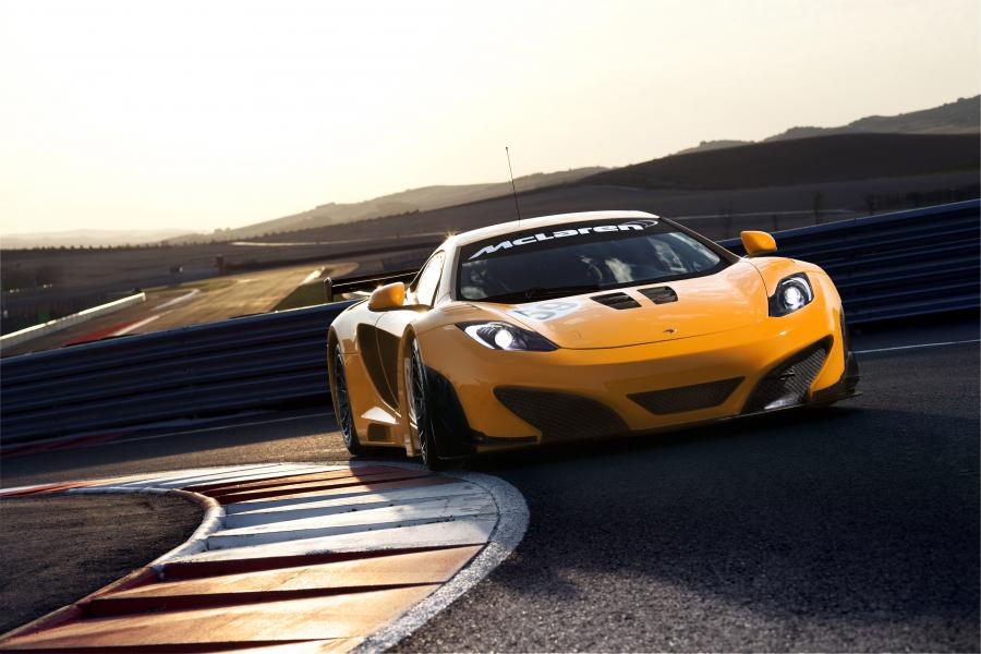  McLaren MP4-12C GT3 2011 года  (фото 91 из 107)